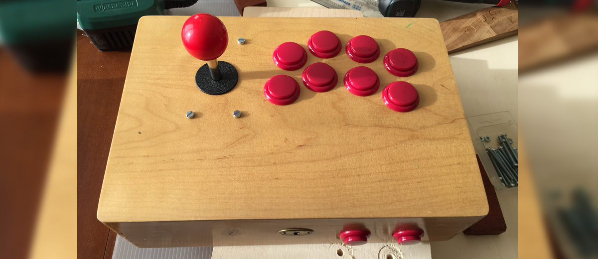 cms-gamershqitalia_1515951670_arcadestick-retrogamershq16.jpg